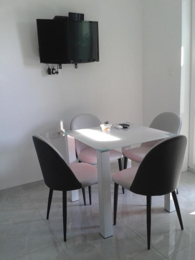 Sea View Apartment Zadar Bagian luar foto